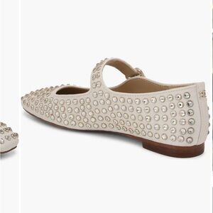 Sam Edelman Cream Perforated Flats